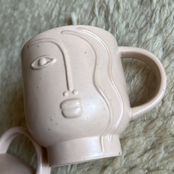 New Anthropologie Aoife set of 2 Mugs, Sandstone - Picture 7 of 12